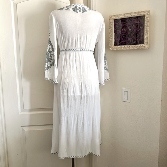 R. Vivimos / High~Low Embroidered Dress / Boho - Picture 7 of 16